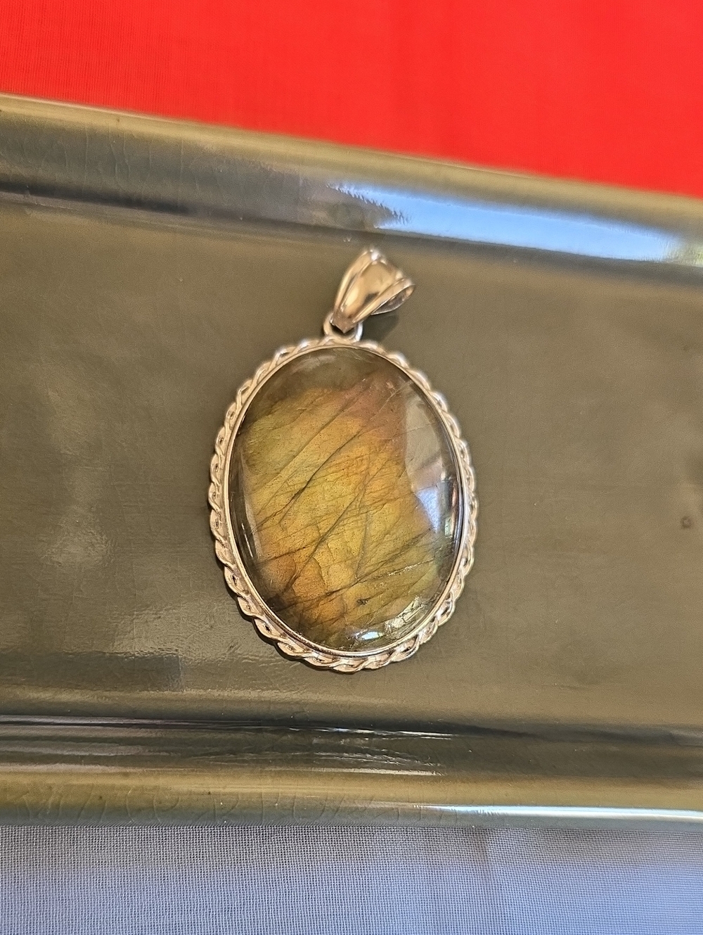 Large Labradorite Pendant in 925 Sterling Silver – Stunning Labradorescence!